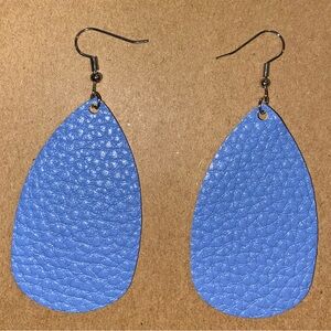 ☀️3/$12☀️ Blue Faux Leather Dangle Earrings